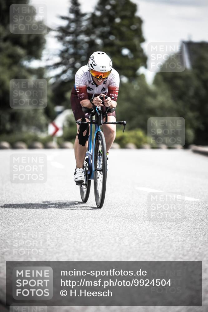 21.06.2026 - 29. Vierlanden-Triathlon H.Heesch http://msf.ph/oto/9924504 21.06.2026 13:15:19 Radfahren 1121 meine-sportfotos.de