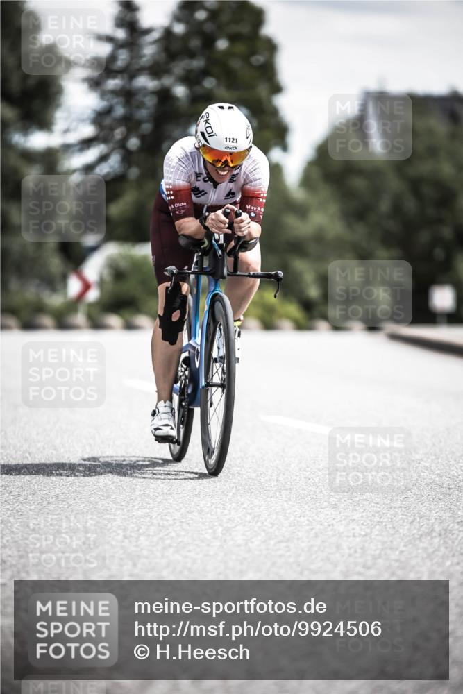 21.06.2026 - 29. Vierlanden-Triathlon H.Heesch http://msf.ph/oto/9924506 21.06.2026 13:15:20 Radfahren 1121, 0 meine-sportfotos.de
