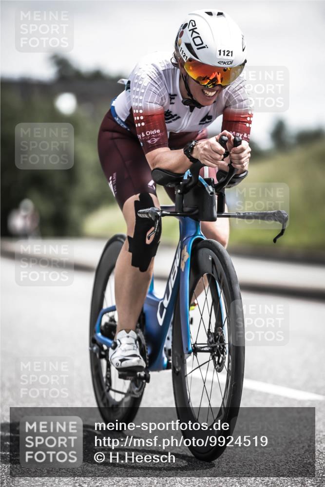21.06.2026 - 29. Vierlanden-Triathlon H.Heesch http://msf.ph/oto/9924519 21.06.2026 13:15:20 Radfahren 100, 100, 1121, 1121, 100 meine-sportfotos.de