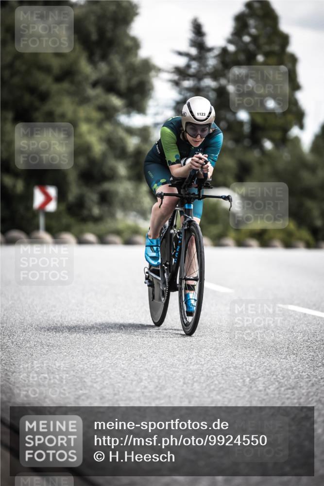 21.06.2026 - 29. Vierlanden-Triathlon H.Heesch http://msf.ph/oto/9924550 21.06.2026 13:15:42 Radfahren 1123 meine-sportfotos.de