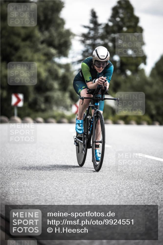 21.06.2026 - 29. Vierlanden-Triathlon H.Heesch http://msf.ph/oto/9924551 21.06.2026 13:15:42 Radfahren 1123 meine-sportfotos.de