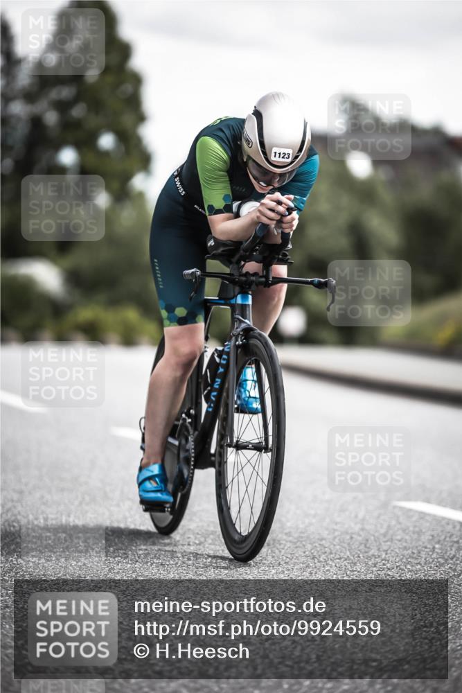 21.06.2026 - 29. Vierlanden-Triathlon H.Heesch http://msf.ph/oto/9924559 21.06.2026 13:15:43 Radfahren 1123 meine-sportfotos.de