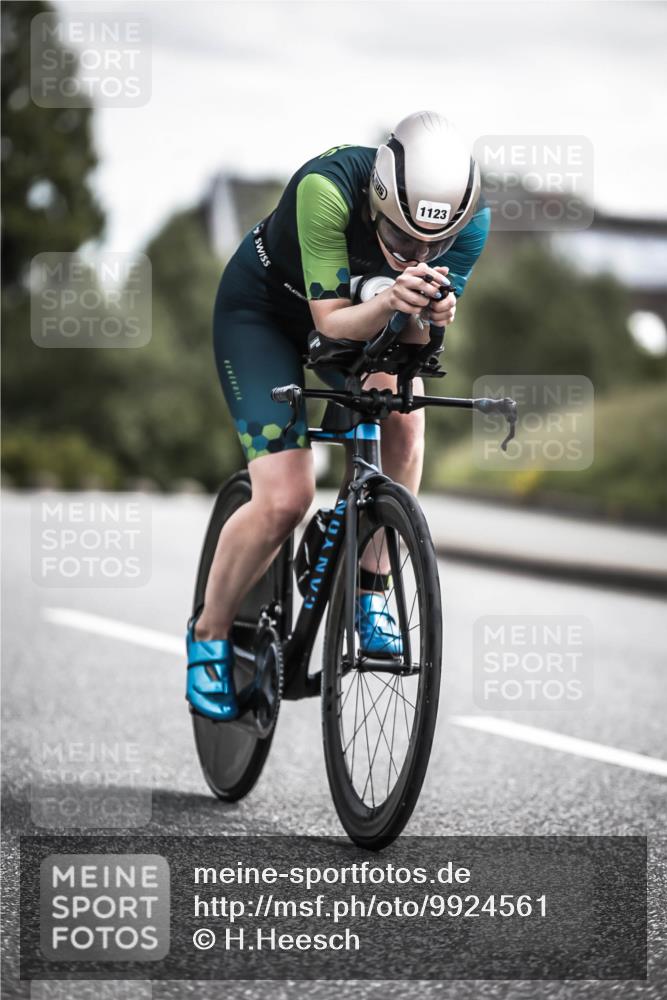 21.06.2026 - 29. Vierlanden-Triathlon H.Heesch http://msf.ph/oto/9924561 21.06.2026 13:15:43 Radfahren 1123 meine-sportfotos.de