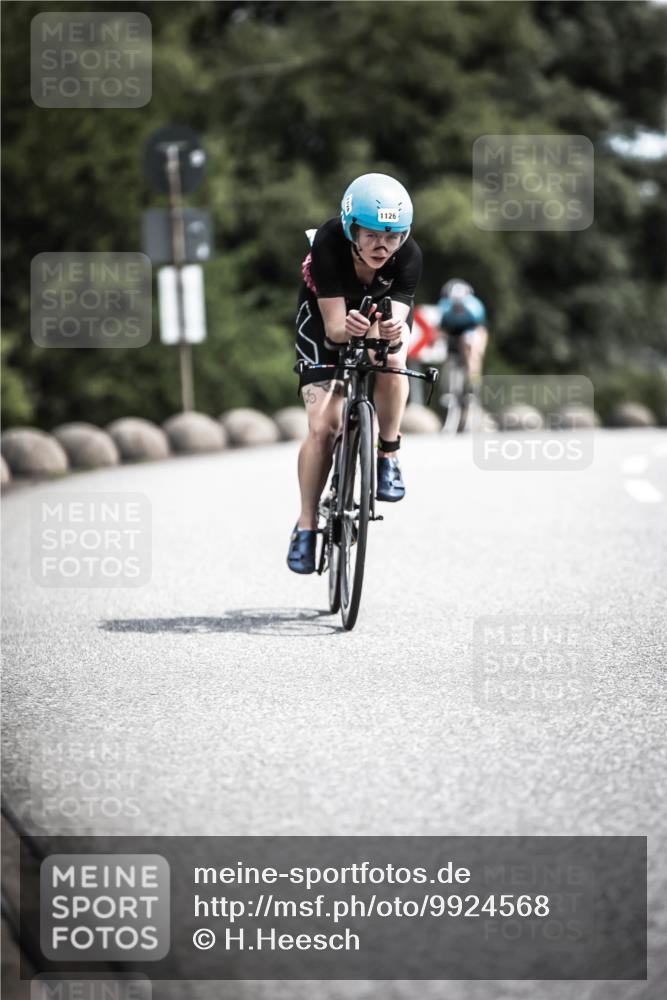 21.06.2026 - 29. Vierlanden-Triathlon H.Heesch http://msf.ph/oto/9924568 21.06.2026 13:16:05 Radfahren 1126 meine-sportfotos.de