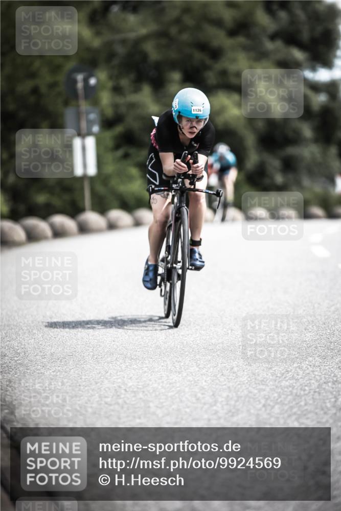 21.06.2026 - 29. Vierlanden-Triathlon H.Heesch http://msf.ph/oto/9924569 21.06.2026 13:16:05 Radfahren 11, 1126 meine-sportfotos.de