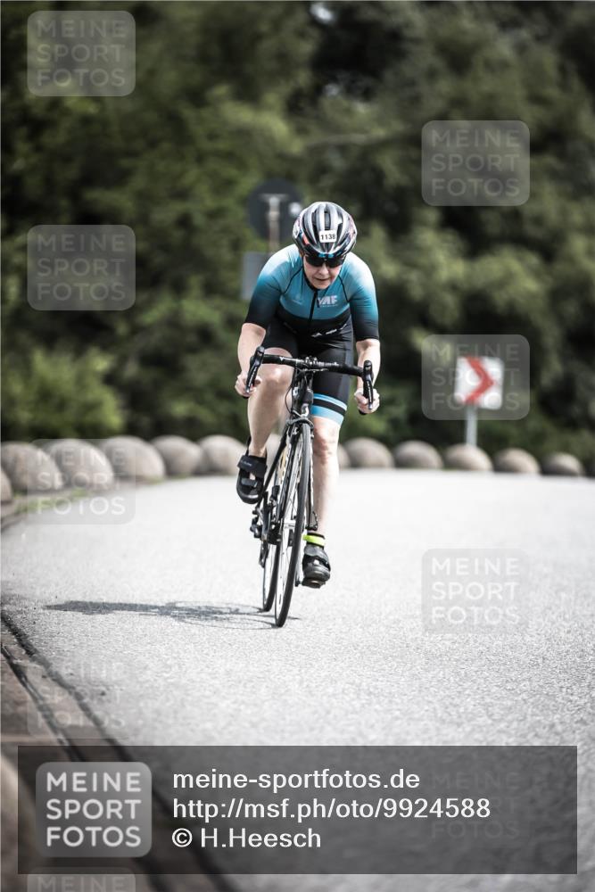 21.06.2026 - 29. Vierlanden-Triathlon H.Heesch http://msf.ph/oto/9924588 21.06.2026 13:16:09 Radfahren 1138 meine-sportfotos.de