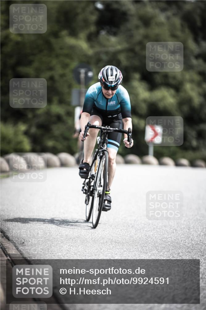 21.06.2026 - 29. Vierlanden-Triathlon H.Heesch http://msf.ph/oto/9924591 21.06.2026 13:16:09 Radfahren 1138 meine-sportfotos.de