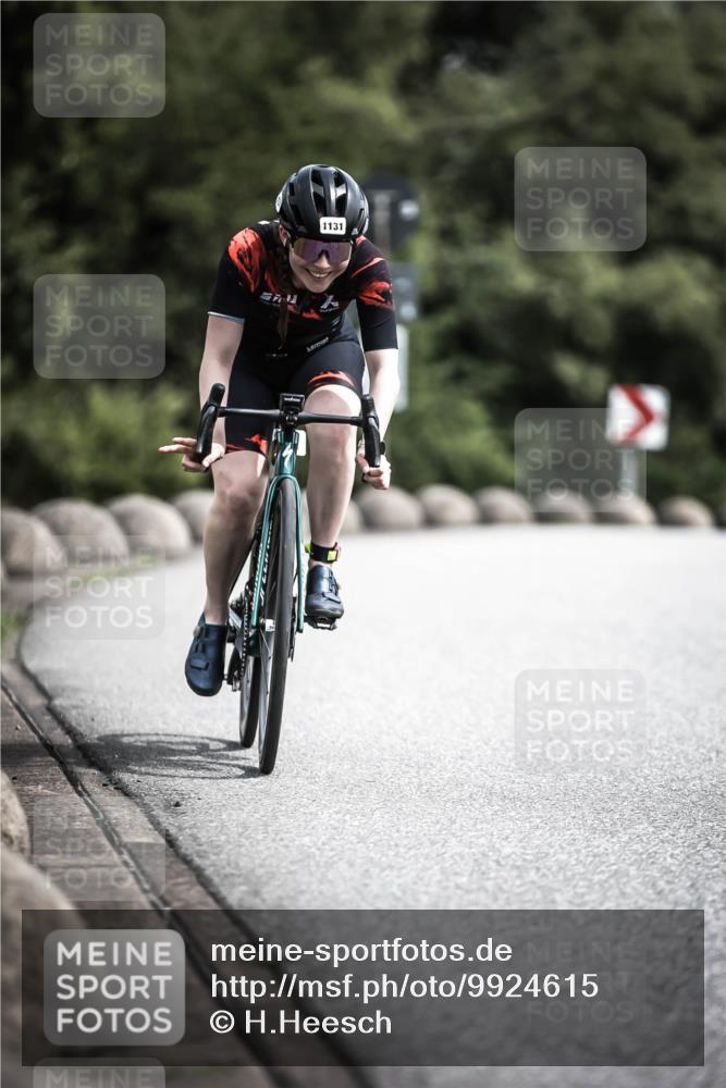 21.06.2026 - 29. Vierlanden-Triathlon H.Heesch http://msf.ph/oto/9924615 21.06.2026 13:16:12 Radfahren 1131 meine-sportfotos.de