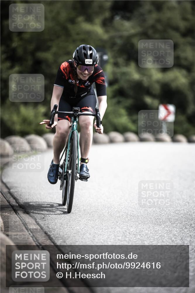 21.06.2026 - 29. Vierlanden-Triathlon H.Heesch http://msf.ph/oto/9924616 21.06.2026 13:16:12 Radfahren 68000, 1131 meine-sportfotos.de
