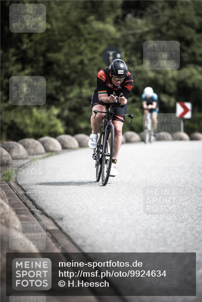 21.06.2026 - 29. Vierlanden-Triathlon H.Heesch http://msf.ph/oto/9924634 21.06.2026 13:16:16 Radfahren 1129 meine-sportfotos.de