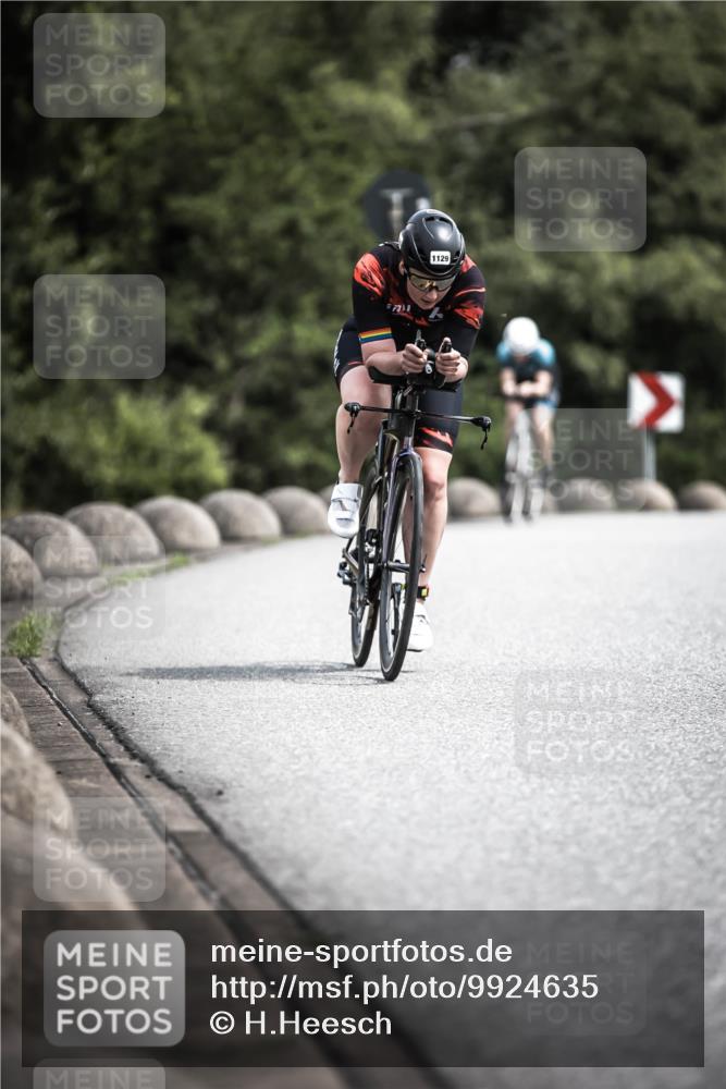 21.06.2026 - 29. Vierlanden-Triathlon H.Heesch http://msf.ph/oto/9924635 21.06.2026 13:16:17 Radfahren 1129 meine-sportfotos.de