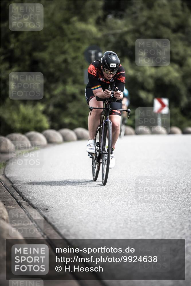 21.06.2026 - 29. Vierlanden-Triathlon H.Heesch http://msf.ph/oto/9924638 21.06.2026 13:16:17 Radfahren 1129 meine-sportfotos.de