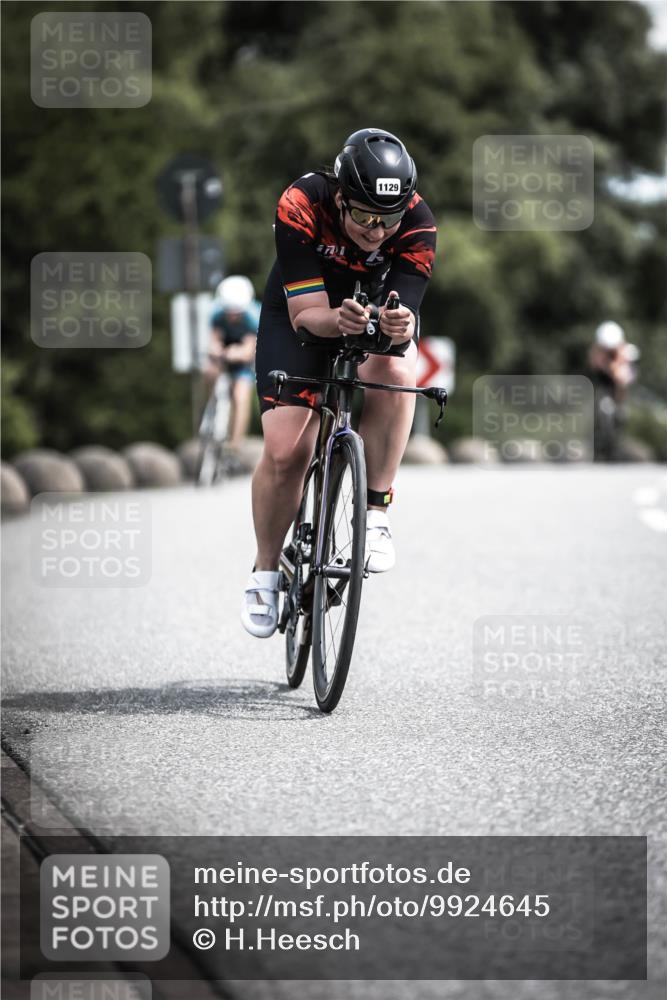 21.06.2026 - 29. Vierlanden-Triathlon H.Heesch http://msf.ph/oto/9924645 21.06.2026 13:16:17 Radfahren 1129 meine-sportfotos.de