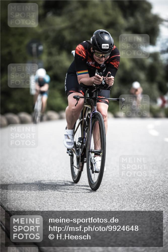 21.06.2026 - 29. Vierlanden-Triathlon H.Heesch http://msf.ph/oto/9924648 21.06.2026 13:16:17 Radfahren 1129 meine-sportfotos.de