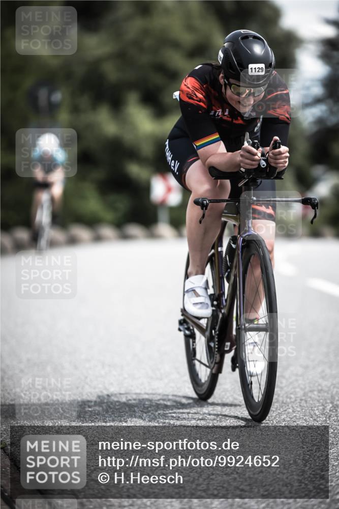 21.06.2026 - 29. Vierlanden-Triathlon H.Heesch http://msf.ph/oto/9924652 21.06.2026 13:16:17 Radfahren 1129 meine-sportfotos.de