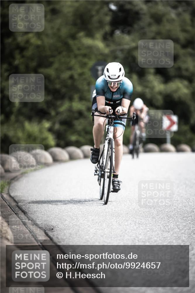 21.06.2026 - 29. Vierlanden-Triathlon H.Heesch http://msf.ph/oto/9924657 21.06.2026 13:16:19 Radfahren 1134, 051 meine-sportfotos.de