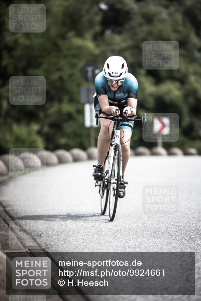 21.06.2026 - 29. Vierlanden-Triathlon H.Heesch http://msf.ph/oto/9924661 21.06.2026 13:16:19 Radfahren 1134 meine-sportfotos.de