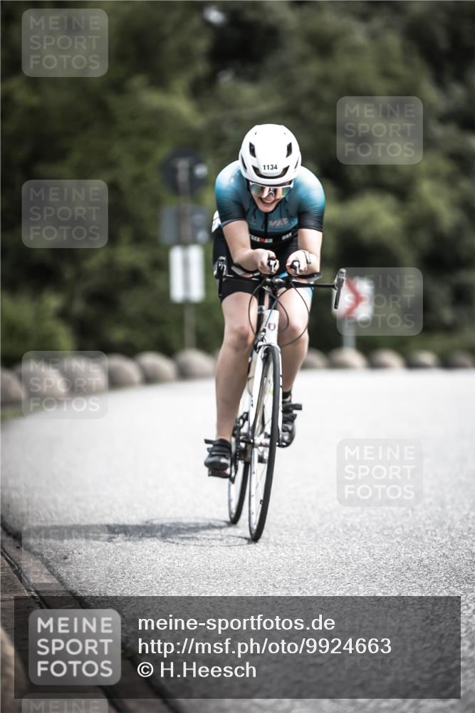 21.06.2026 - 29. Vierlanden-Triathlon H.Heesch http://msf.ph/oto/9924663 21.06.2026 13:16:20 Radfahren 1134 meine-sportfotos.de