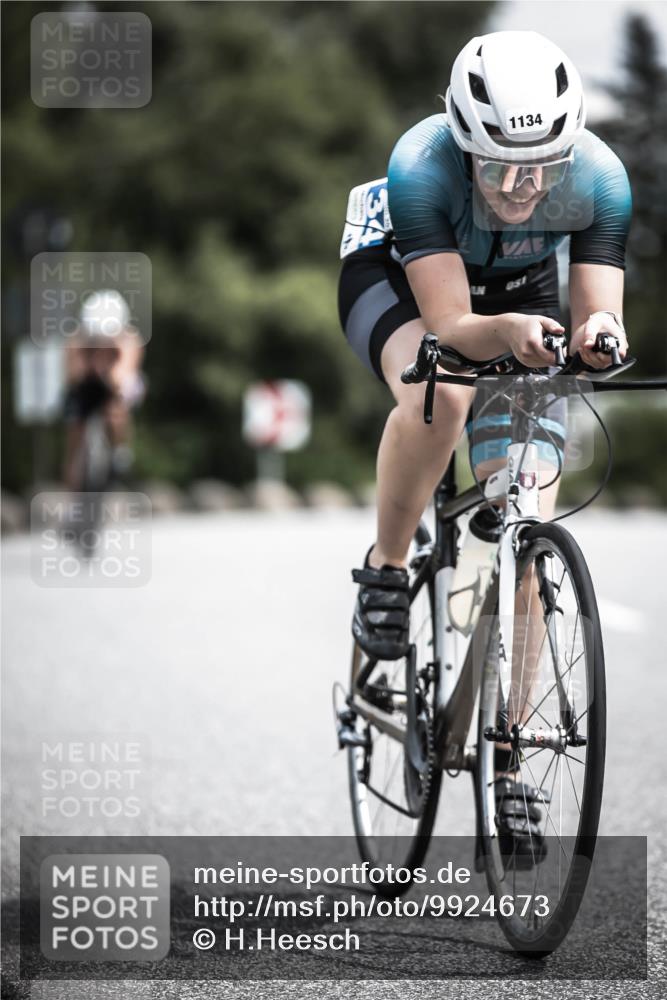 21.06.2026 - 29. Vierlanden-Triathlon H.Heesch http://msf.ph/oto/9924673 21.06.2026 13:16:20 Radfahren 051, 1134 meine-sportfotos.de