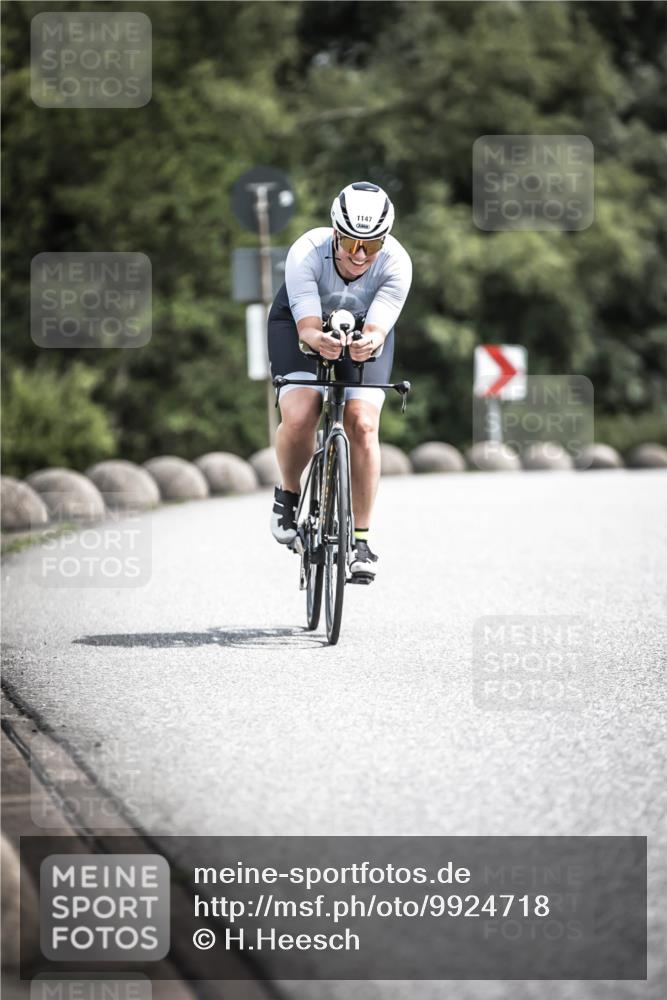 21.06.2026 - 29. Vierlanden-Triathlon H.Heesch http://msf.ph/oto/9924718 21.06.2026 13:16:35 Radfahren 1147 meine-sportfotos.de
