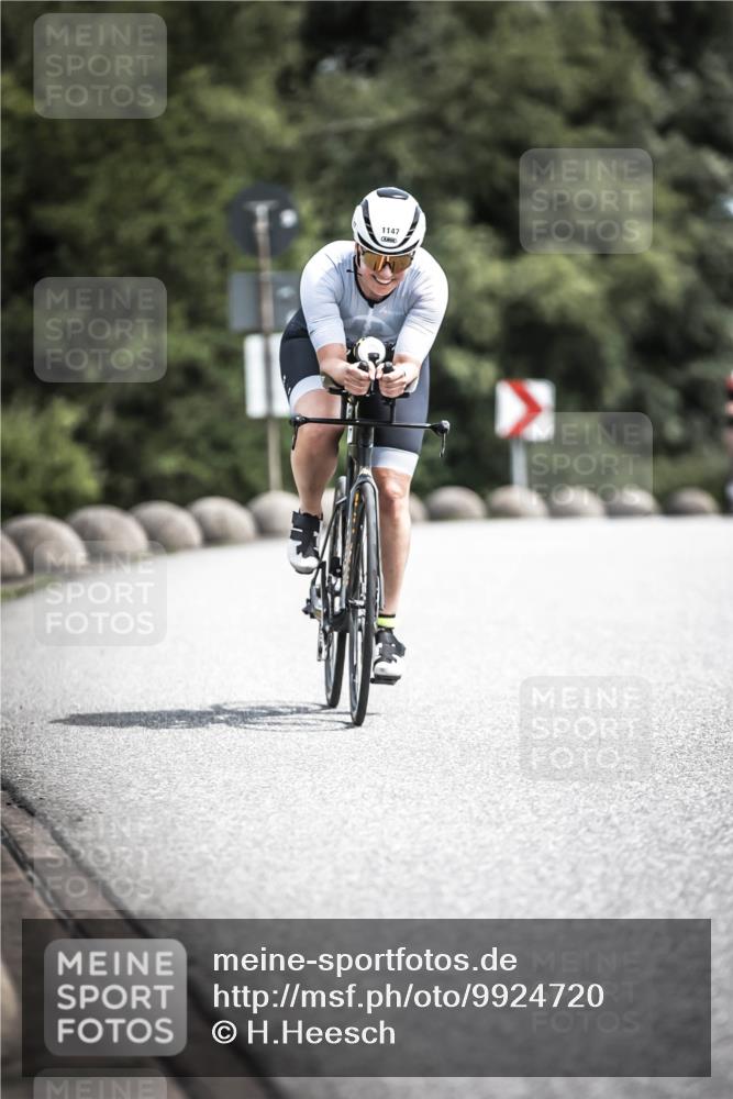 21.06.2026 - 29. Vierlanden-Triathlon H.Heesch http://msf.ph/oto/9924720 21.06.2026 13:16:35 Radfahren 1147 meine-sportfotos.de