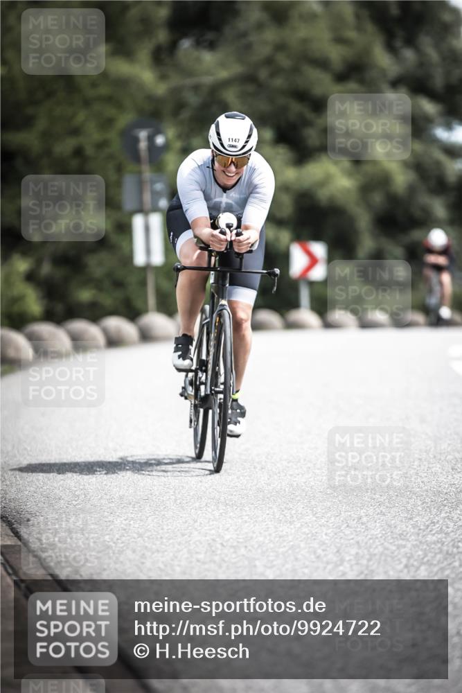 21.06.2026 - 29. Vierlanden-Triathlon H.Heesch http://msf.ph/oto/9924722 21.06.2026 13:16:35 Radfahren 1147 meine-sportfotos.de