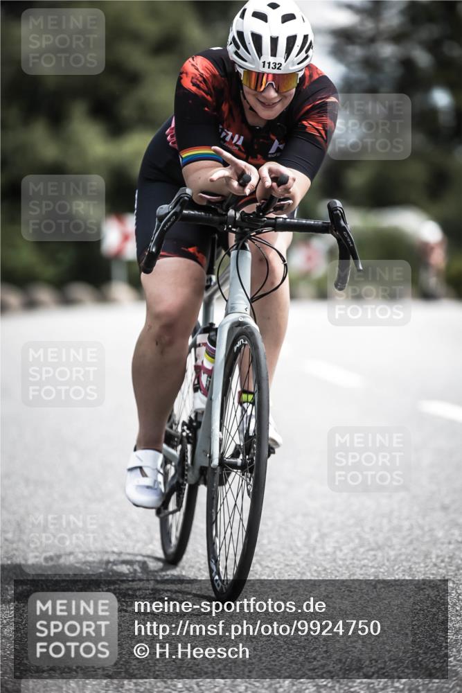 21.06.2026 - 29. Vierlanden-Triathlon H.Heesch http://msf.ph/oto/9924750 21.06.2026 13:16:40 Radfahren 1132 meine-sportfotos.de