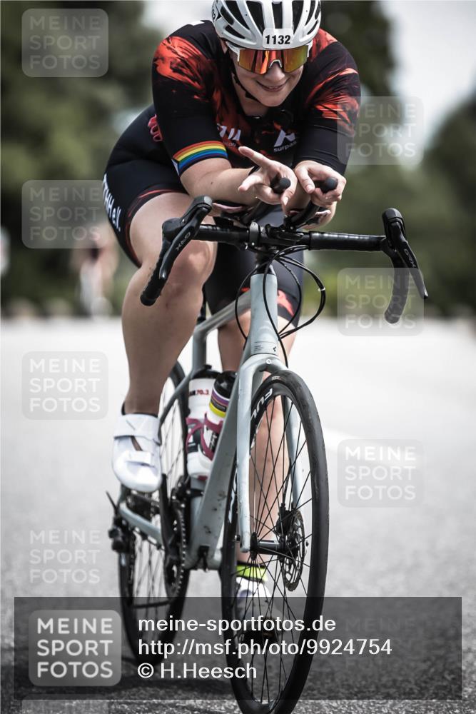 21.06.2026 - 29. Vierlanden-Triathlon H.Heesch http://msf.ph/oto/9924754 21.06.2026 13:16:41 Radfahren 1132 meine-sportfotos.de