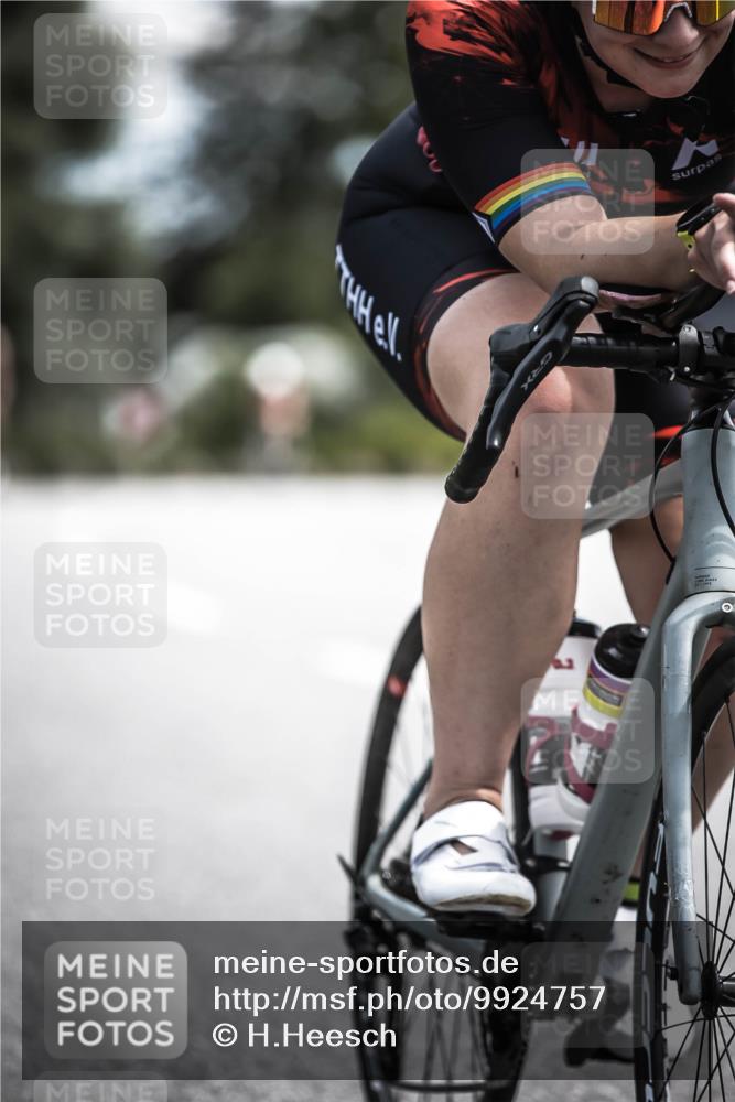 21.06.2026 - 29. Vierlanden-Triathlon H.Heesch http://msf.ph/oto/9924757 21.06.2026 13:16:41 Radfahren 527 meine-sportfotos.de