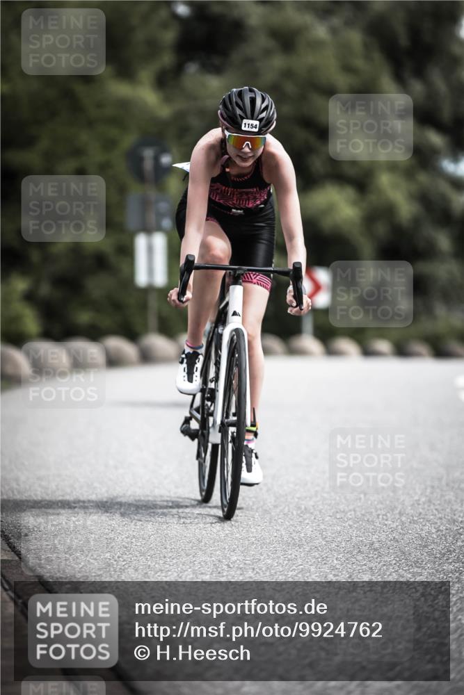 21.06.2026 - 29. Vierlanden-Triathlon H.Heesch http://msf.ph/oto/9924762 21.06.2026 13:16:46 Radfahren 1154 meine-sportfotos.de