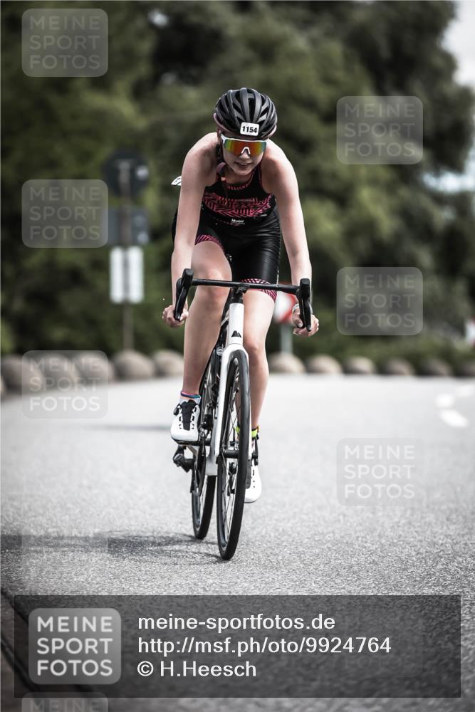 21.06.2026 - 29. Vierlanden-Triathlon H.Heesch http://msf.ph/oto/9924764 21.06.2026 13:16:46 Radfahren 1154 meine-sportfotos.de