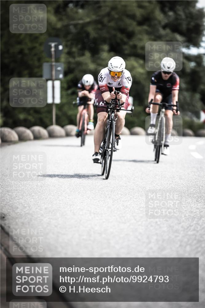 21.06.2026 - 29. Vierlanden-Triathlon H.Heesch http://msf.ph/oto/9924793 21.06.2026 13:17:12 Radfahren 1120 meine-sportfotos.de