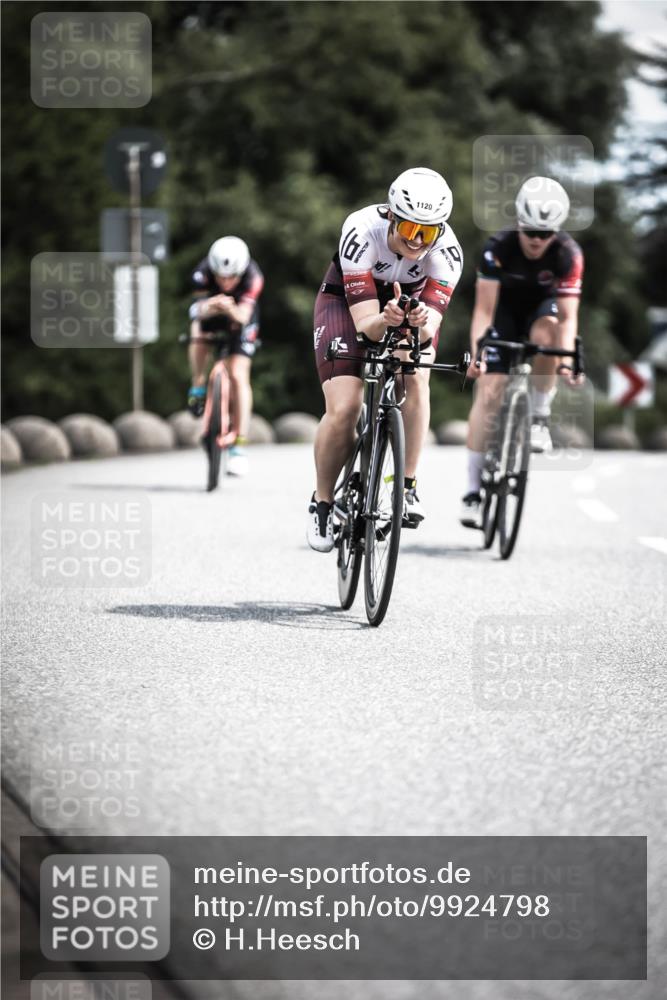 21.06.2026 - 29. Vierlanden-Triathlon H.Heesch http://msf.ph/oto/9924798 21.06.2026 13:17:12 Radfahren 6, 1120 meine-sportfotos.de