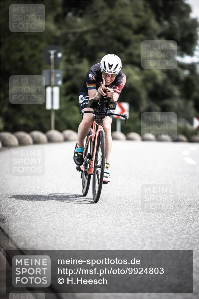 21.06.2026 - 29. Vierlanden-Triathlon H.Heesch http://msf.ph/oto/9924803 21.06.2026 13:17:14 Radfahren 11, 1161 meine-sportfotos.de