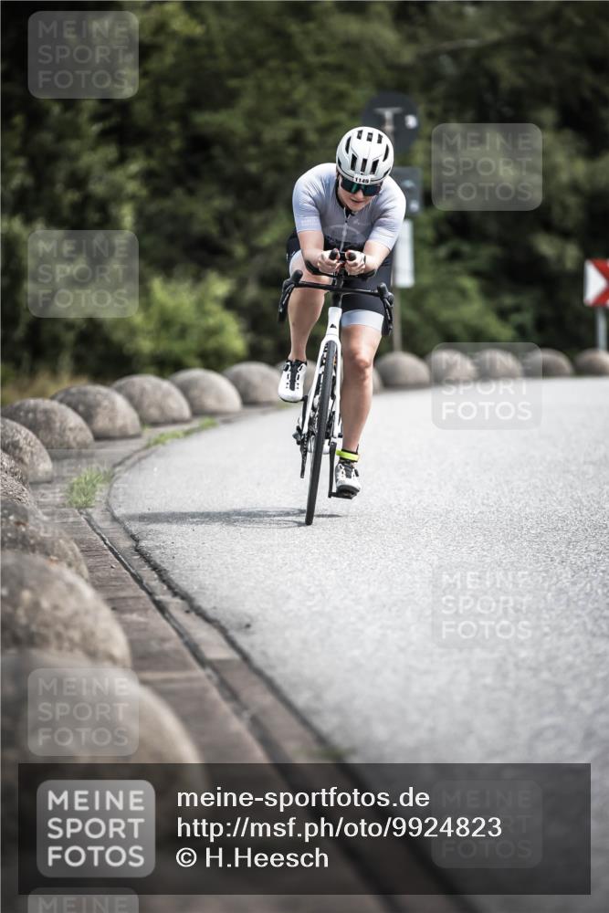 21.06.2026 - 29. Vierlanden-Triathlon H.Heesch http://msf.ph/oto/9924823 21.06.2026 13:17:20 Radfahren 1149 meine-sportfotos.de