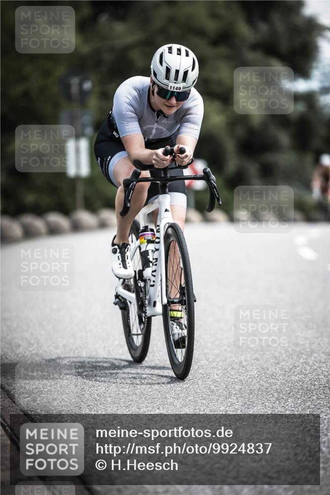 21.06.2026 - 29. Vierlanden-Triathlon H.Heesch http://msf.ph/oto/9924837 21.06.2026 13:17:21 Radfahren 1149 meine-sportfotos.de
