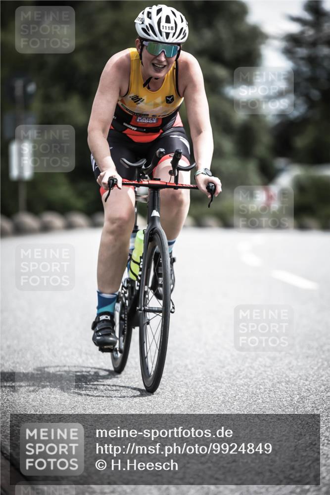 21.06.2026 - 29. Vierlanden-Triathlon H.Heesch http://msf.ph/oto/9924849 21.06.2026 13:17:27 Radfahren 1118 meine-sportfotos.de