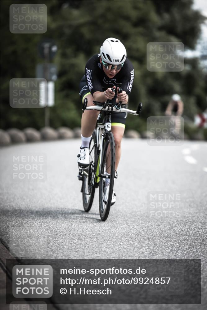 21.06.2026 - 29. Vierlanden-Triathlon H.Heesch http://msf.ph/oto/9924857 21.06.2026 13:17:52 Radfahren 1155 meine-sportfotos.de