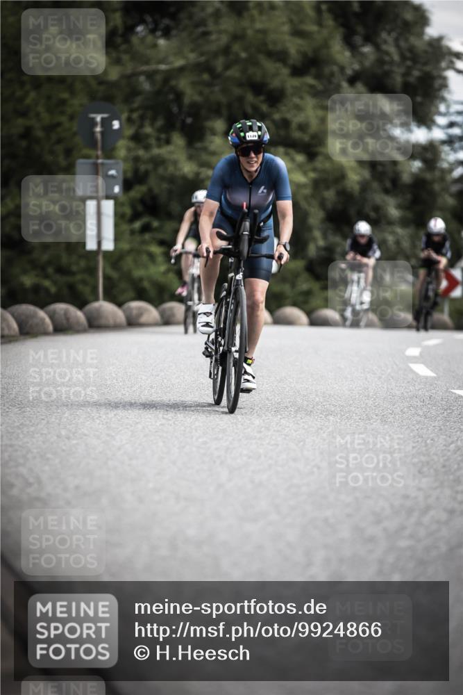 21.06.2026 - 29. Vierlanden-Triathlon H.Heesch http://msf.ph/oto/9924866 21.06.2026 13:17:54 Radfahren 0711 meine-sportfotos.de