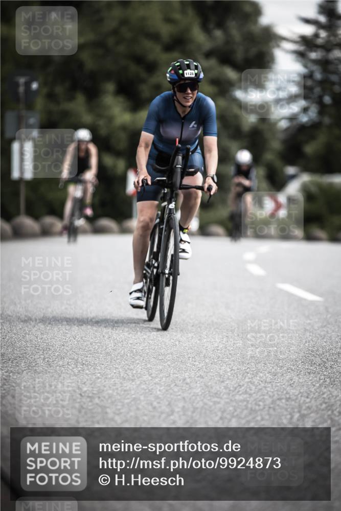 21.06.2026 - 29. Vierlanden-Triathlon H.Heesch http://msf.ph/oto/9924873 21.06.2026 13:17:55 Radfahren 11, 1128 meine-sportfotos.de