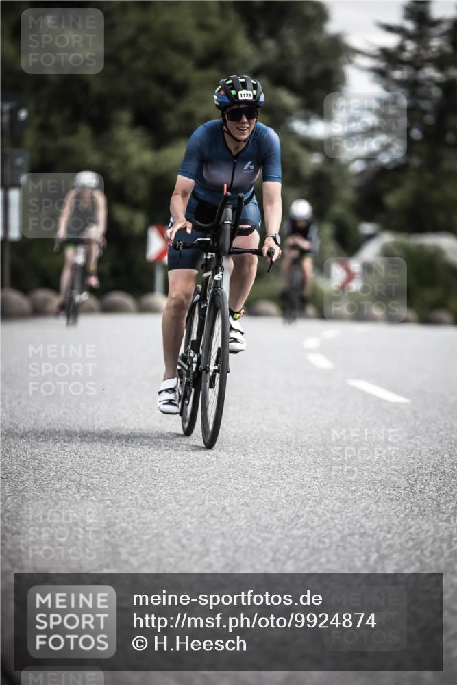 21.06.2026 - 29. Vierlanden-Triathlon H.Heesch http://msf.ph/oto/9924874 21.06.2026 13:17:55 Radfahren 1128, 7 meine-sportfotos.de
