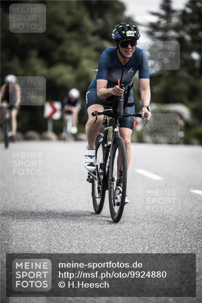 21.06.2026 - 29. Vierlanden-Triathlon H.Heesch http://msf.ph/oto/9924880 21.06.2026 13:17:55 Radfahren 1128 meine-sportfotos.de