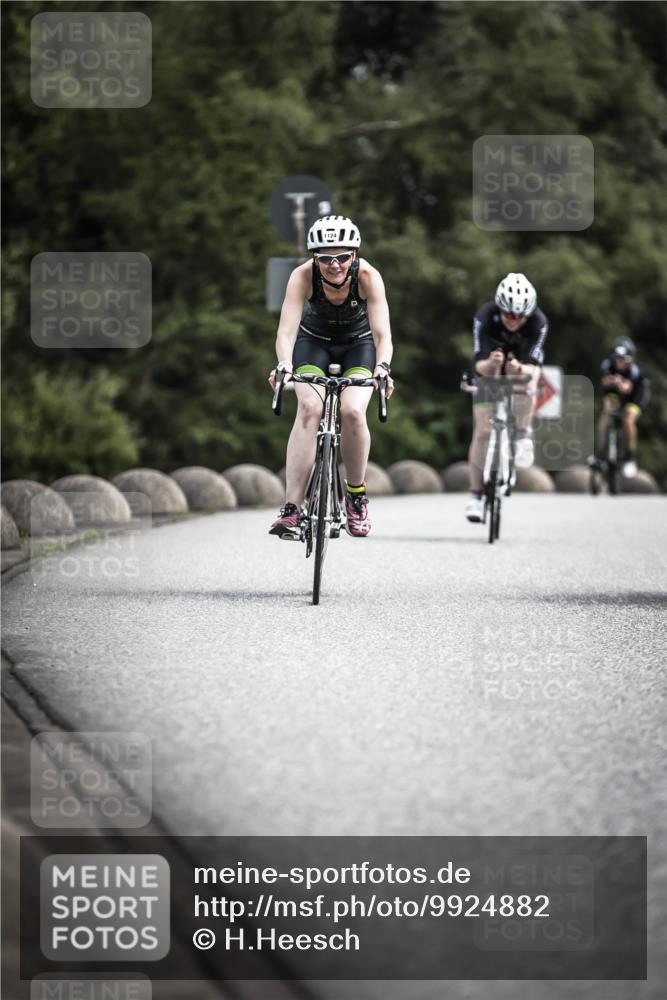 21.06.2026 - 29. Vierlanden-Triathlon H.Heesch http://msf.ph/oto/9924882 21.06.2026 13:17:57 Radfahren 1124 meine-sportfotos.de