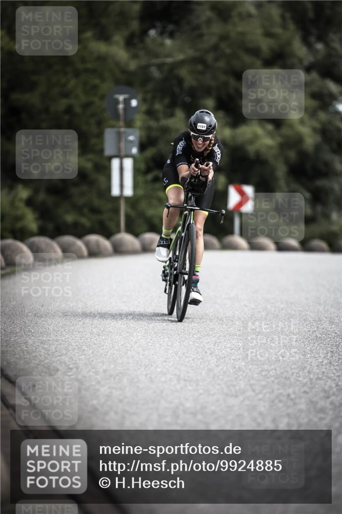 21.06.2026 - 29. Vierlanden-Triathlon H.Heesch http://msf.ph/oto/9924885 21.06.2026 13:18:00 Radfahren 1157 meine-sportfotos.de