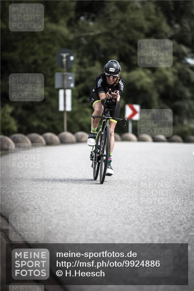 21.06.2026 - 29. Vierlanden-Triathlon H.Heesch http://msf.ph/oto/9924886 21.06.2026 13:18:00 Radfahren 11, 1157 meine-sportfotos.de