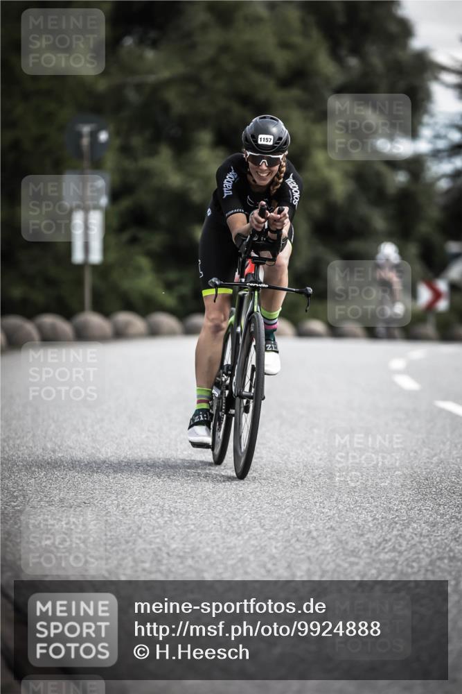 21.06.2026 - 29. Vierlanden-Triathlon H.Heesch http://msf.ph/oto/9924888 21.06.2026 13:18:00 Radfahren 1157 meine-sportfotos.de