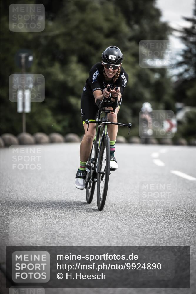 21.06.2026 - 29. Vierlanden-Triathlon H.Heesch http://msf.ph/oto/9924890 21.06.2026 13:18:01 Radfahren 1, 1157 meine-sportfotos.de