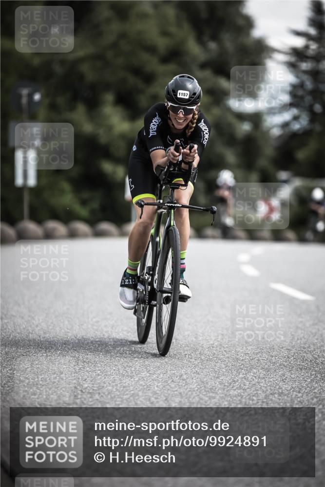 21.06.2026 - 29. Vierlanden-Triathlon H.Heesch http://msf.ph/oto/9924891 21.06.2026 13:18:01 Radfahren 1157 meine-sportfotos.de