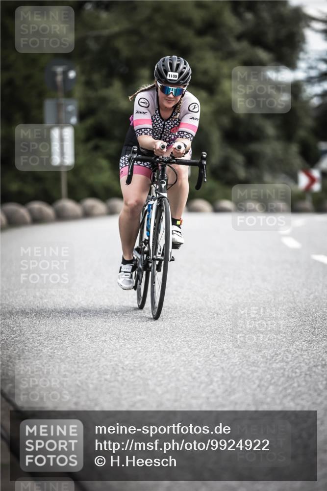 21.06.2026 - 29. Vierlanden-Triathlon H.Heesch http://msf.ph/oto/9924922 21.06.2026 13:18:09 Radfahren 11, 1105, 7007, 100 meine-sportfotos.de