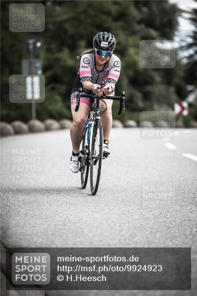 21.06.2026 - 29. Vierlanden-Triathlon H.Heesch http://msf.ph/oto/9924923 21.06.2026 13:18:09 Radfahren 11, 1105, 200 meine-sportfotos.de
